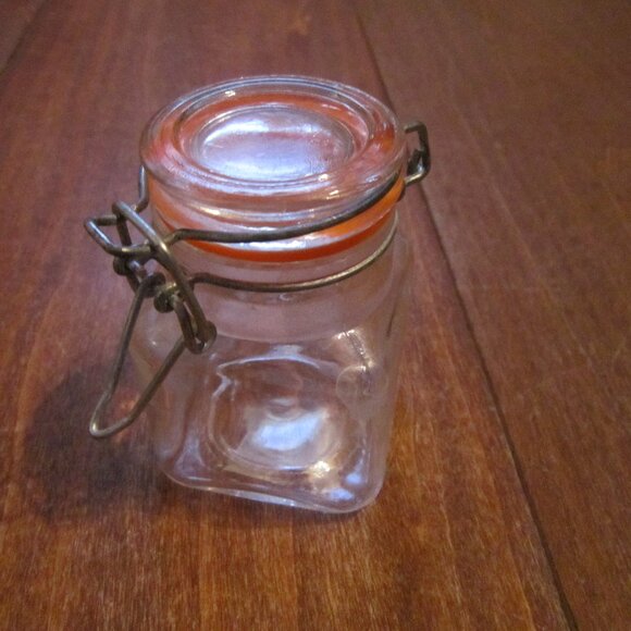Mini Glass Storage Jar Hinged Glass Lid Silicone Gasket Small Air-Tight - Picture 3 of 4